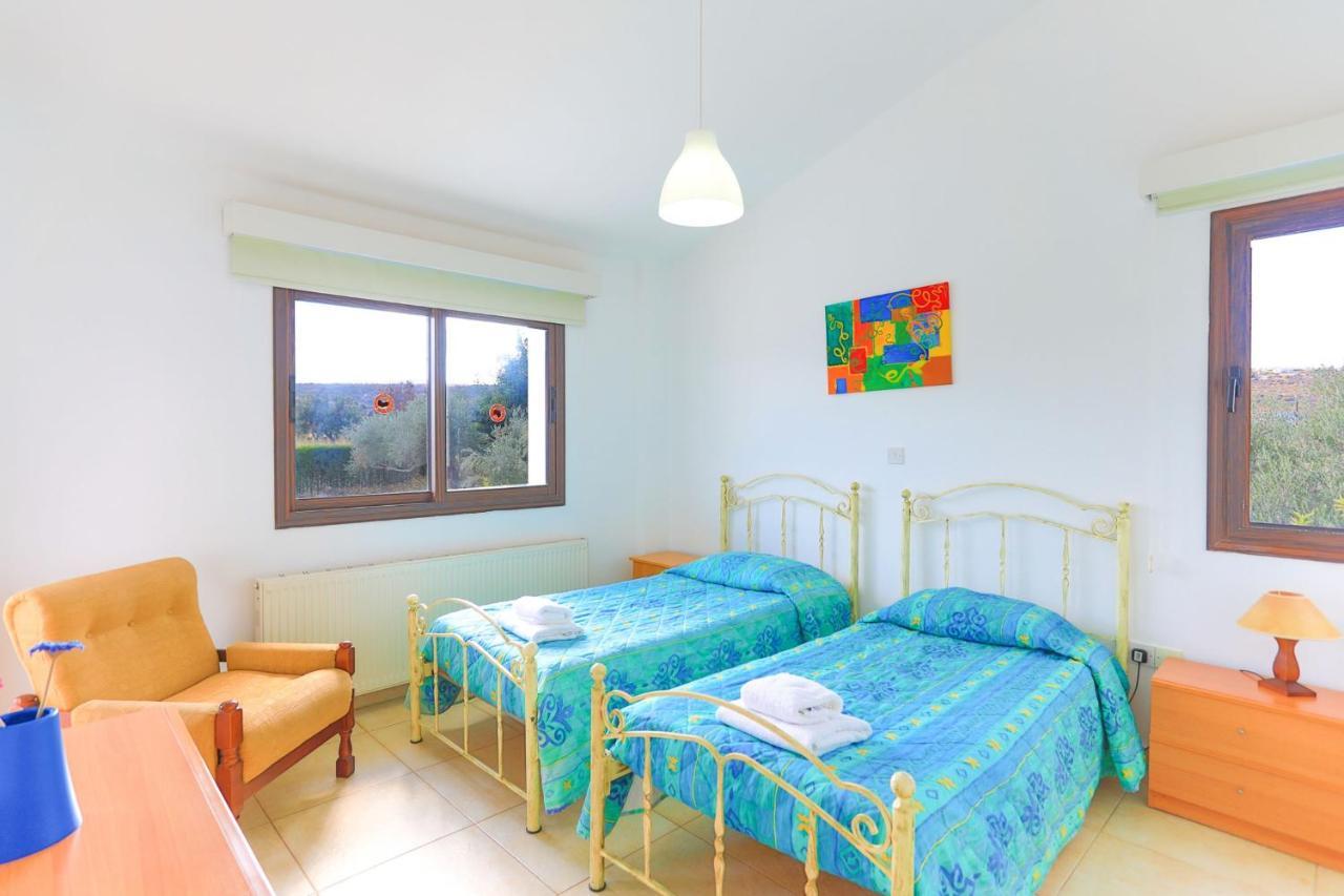 Villa Stavriella Lachi Luaran gambar