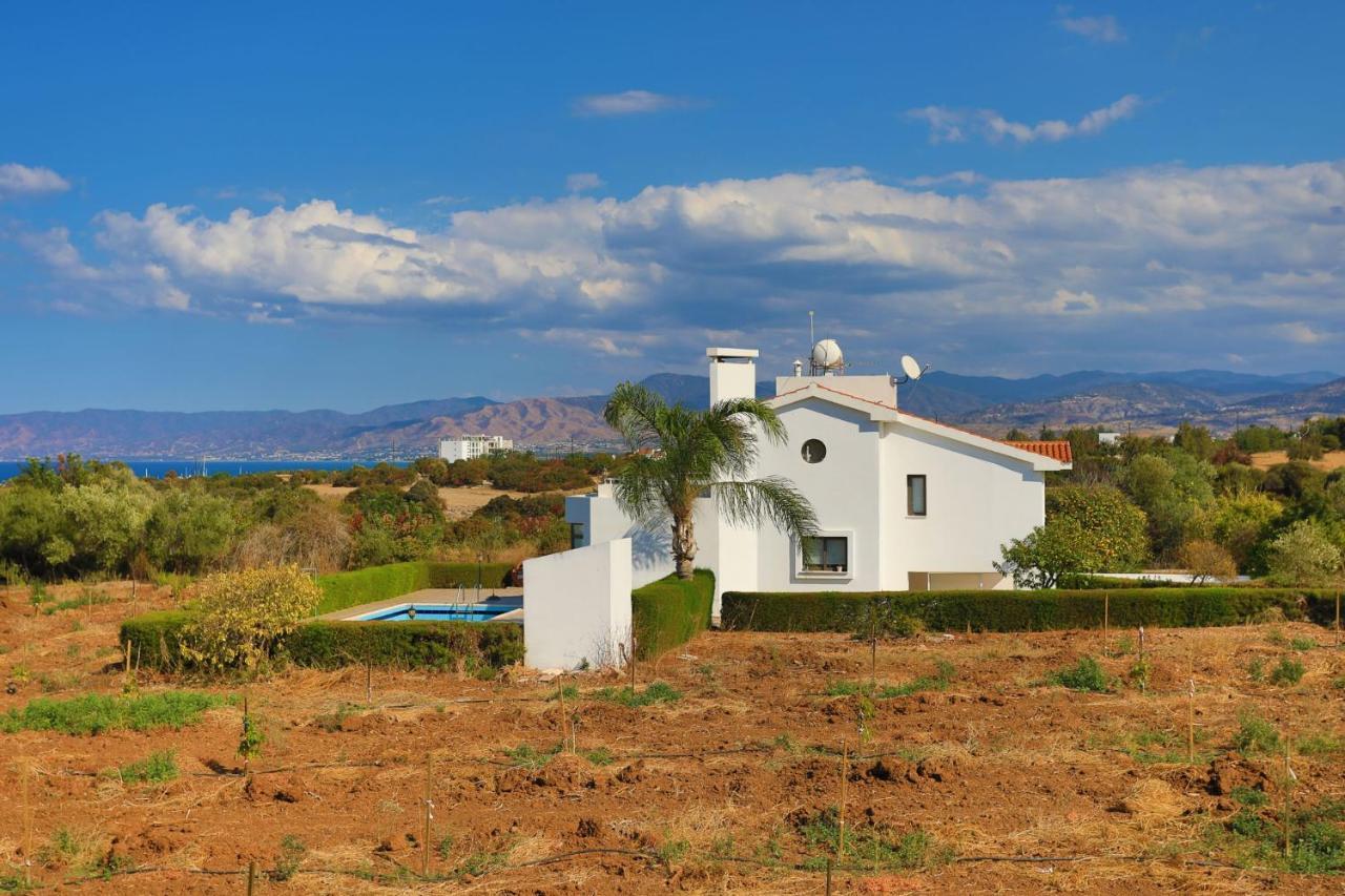 Villa Stavriella Lachi Luaran gambar